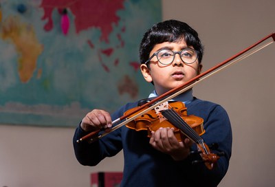 aarav violin 153 crop.jpg