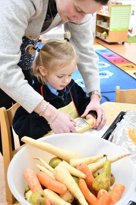 Rec - Cooking - Veg crisps and hoummus 2.JPG